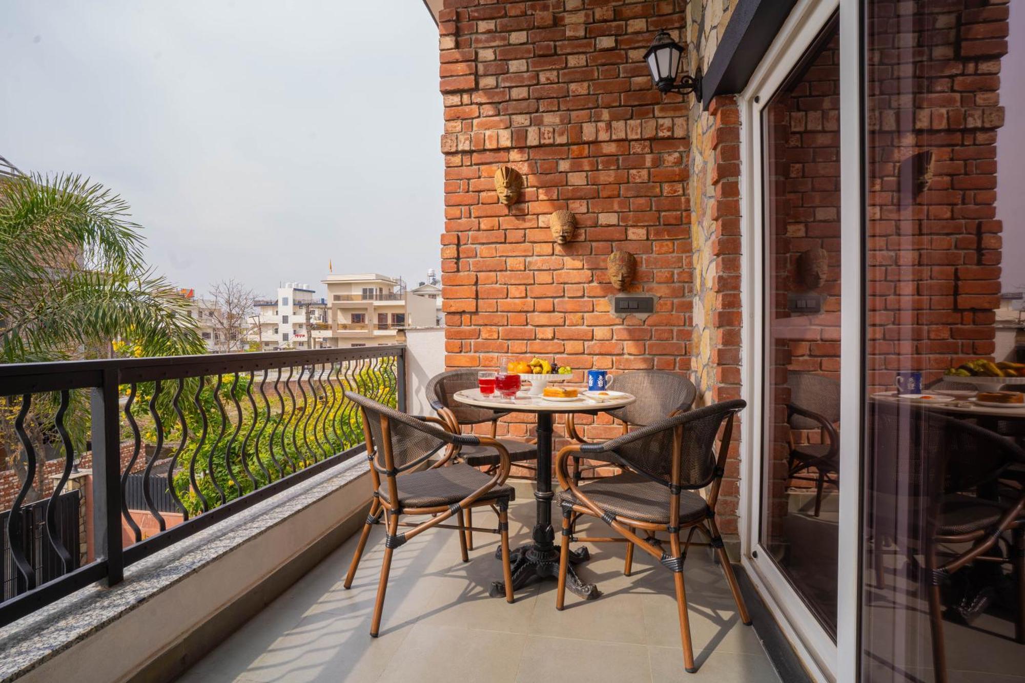 Hostie Vaikuntha - 3Bhk Mountain Villa, Dehradoon เดห์ราดุน ภายนอก รูปภาพ